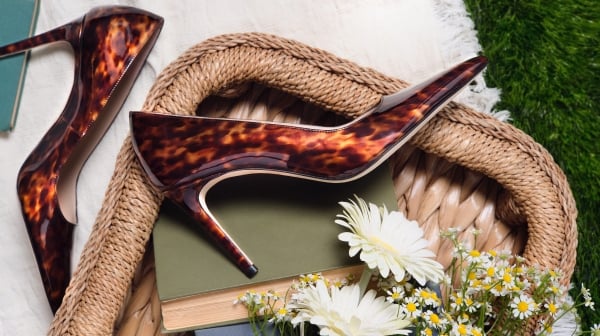 NAVIGATION_OURSELECTION